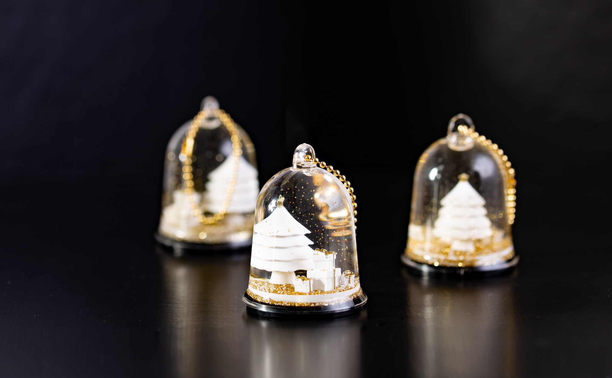 Mini snow globes